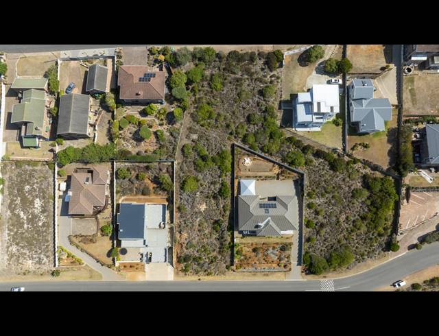 1,198M² VACANT LAND FOR SALE IN DANA BAY